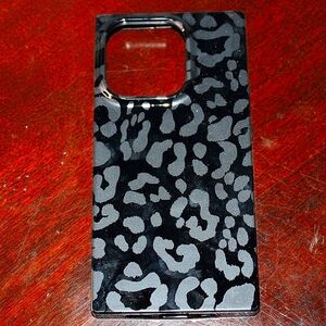 Heyday Square Edge Leopard Print MagSafe Case - iPhone 15 Pro - New!